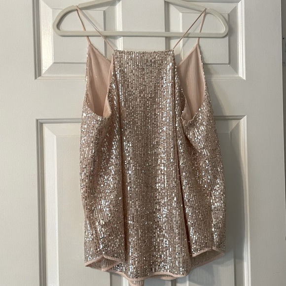 Sequin LOFT tank - Picture 2 of 3